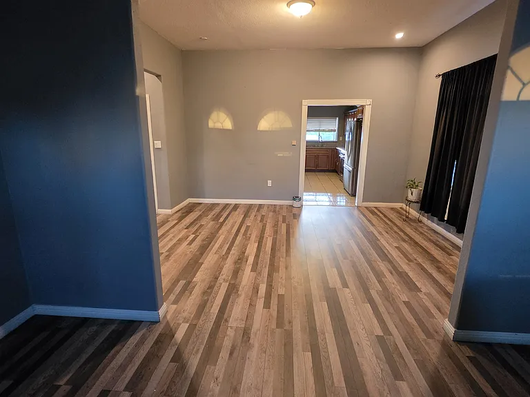 2023 Rutherford St #1 — Photo 3
