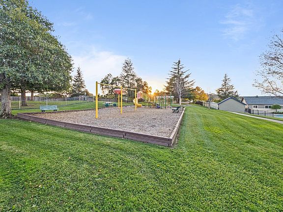 5th image of 2555 Flosden Road #16