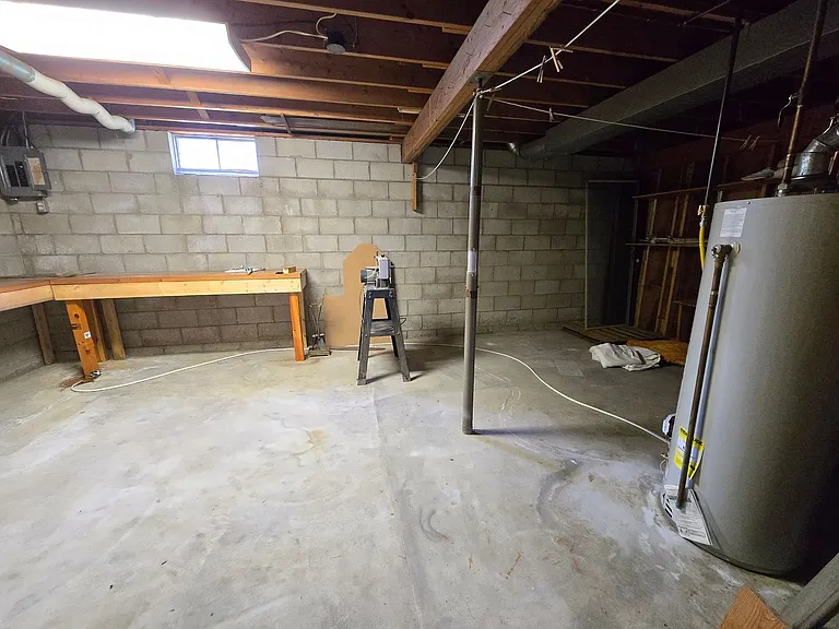 1705 Linda Ln — Photo 14