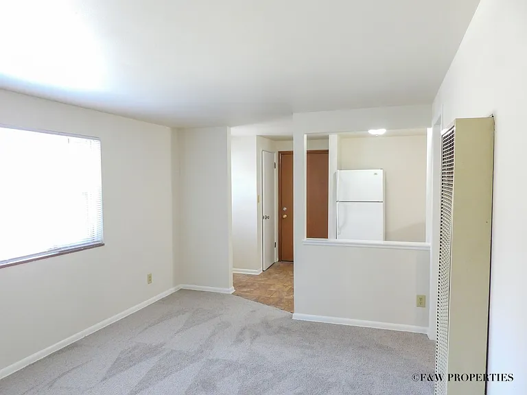 1075 Bryden Road — Photo 59