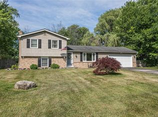 40 Cutter Dr, Rochester, NY 14624