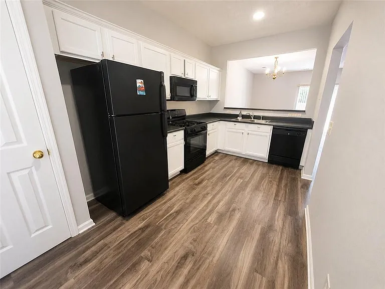 3795 Austin Park Ln — Photo 7
