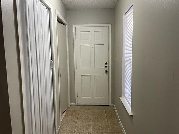 4th image of 8145 Willow Bend Dr #A