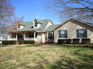 2641 Cages Bend Rd, Gallatin, TN 37066