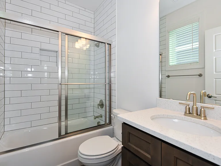 1739 Crest Rd — Photo 22