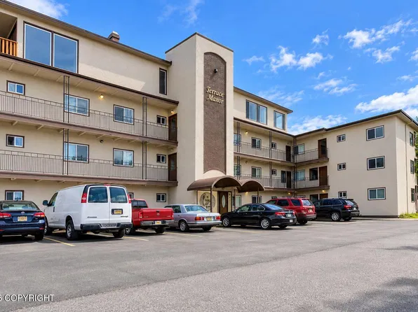 610 Vista Glen Ct, Anchorage, AK 99501