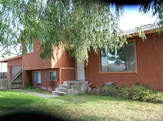 2nd image of 822 E Erickson
