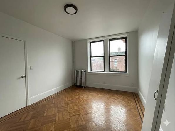 5721 4th Ave #3