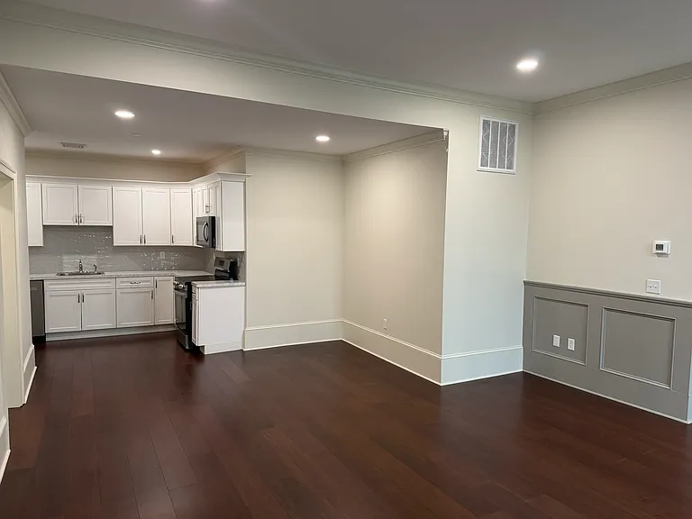 1200 Academy St #8 — Photo 4