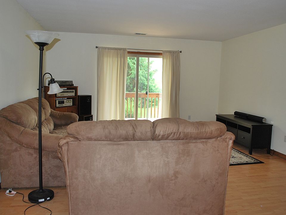 1st image of 2482 Eagles Cir Unit 3