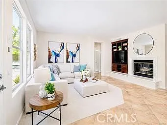 4 bed, 3211 sqft, $5,900 — Photo 3