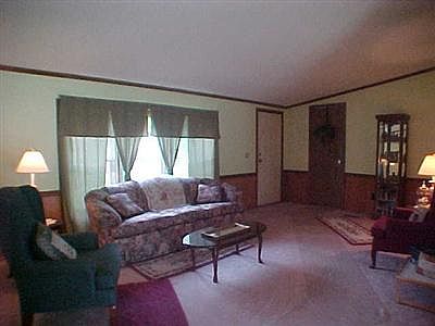 2nd image of 14337 Morse St