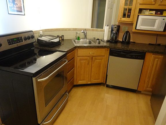 3rd image of 105 120th St. #52