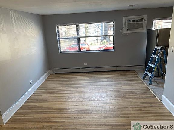 3rd image of 7632 S Stewart Ave APT 2E