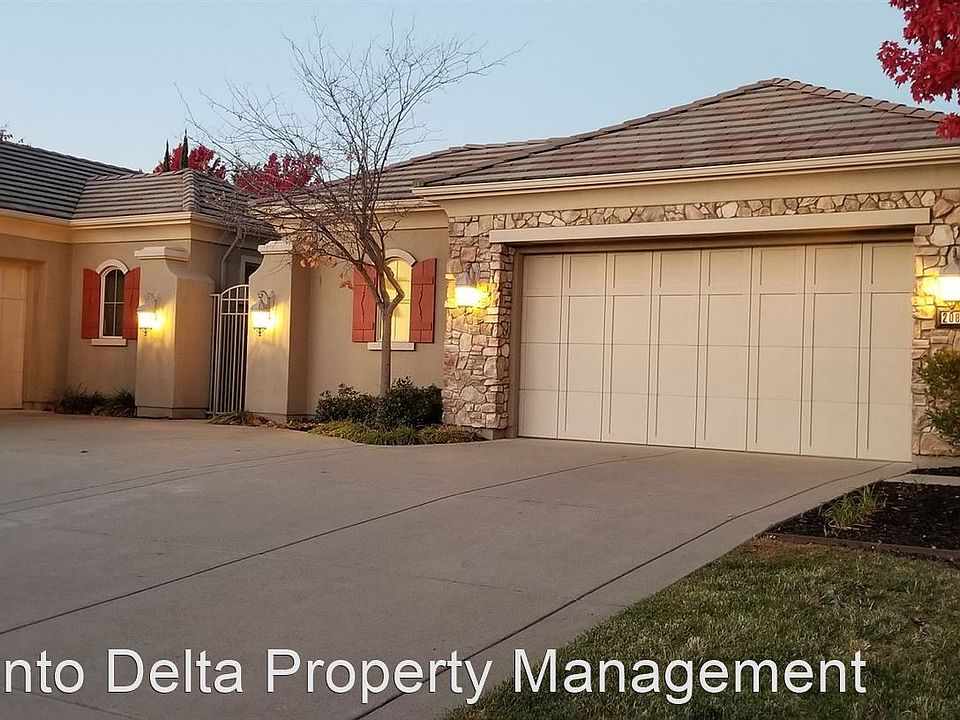 1st image of 2085 Ladera Dr