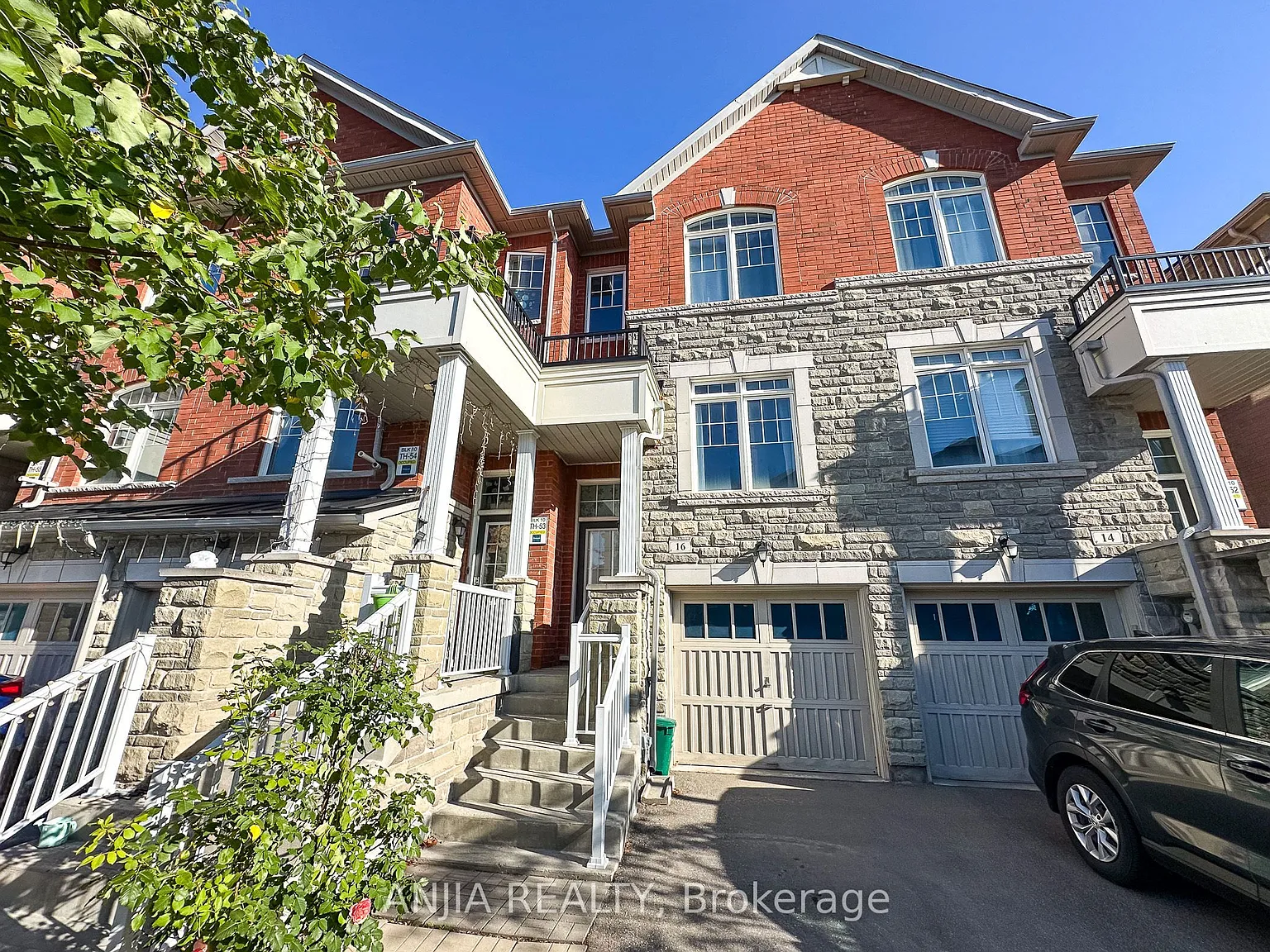 3 bed, $3,200 — Photo 1