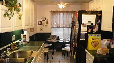 4th image of 6017 E 52nd Pl #A