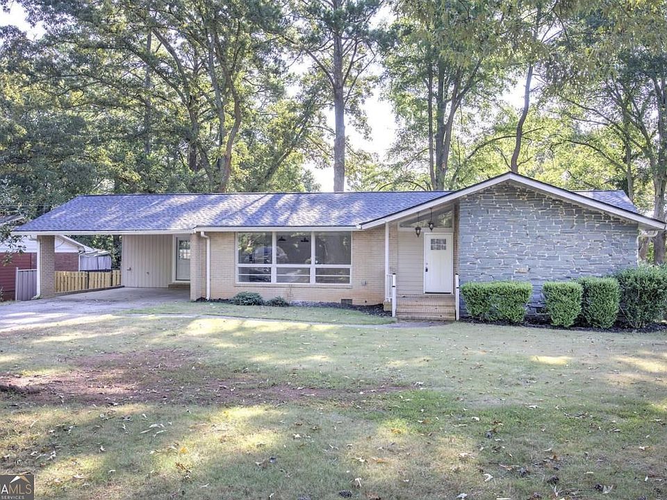 1st image of 102 Summit Dr