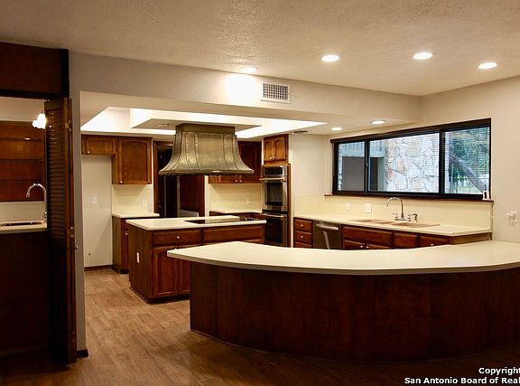 4th image of 26734 Sagitarius Ln