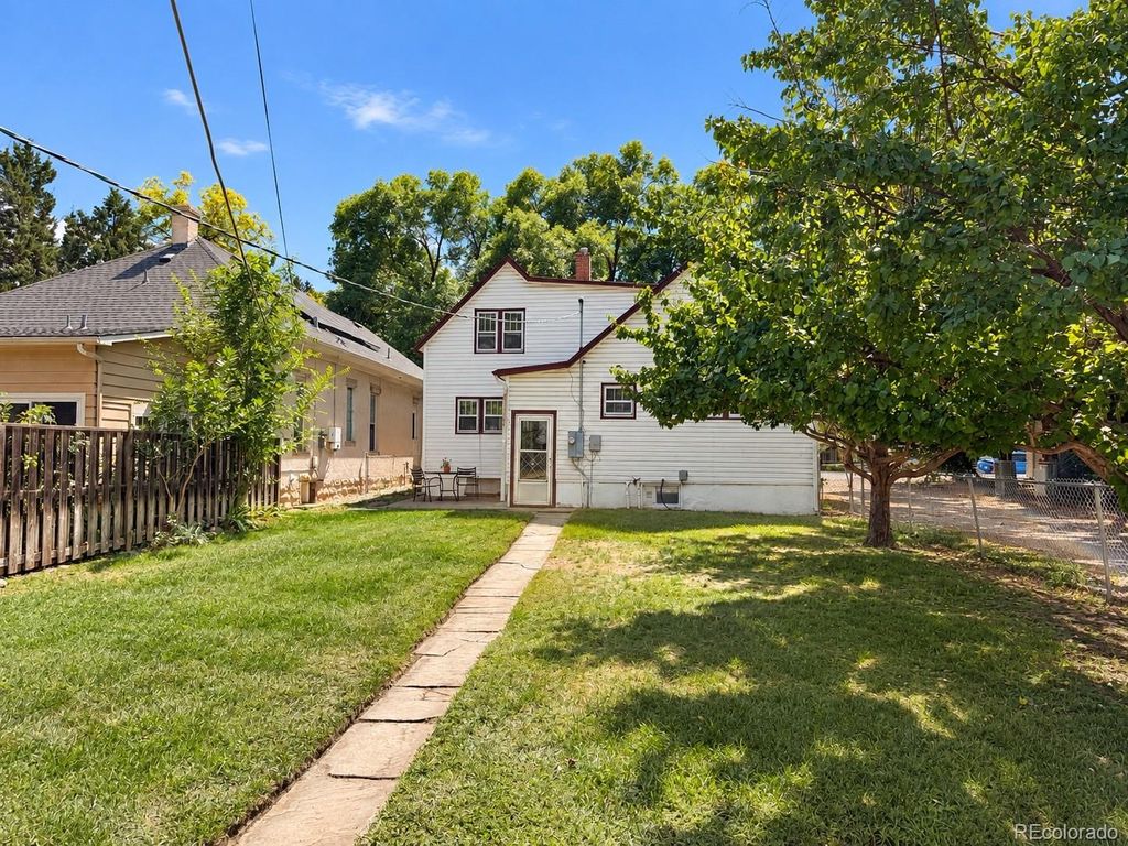416 Laporte Avenue