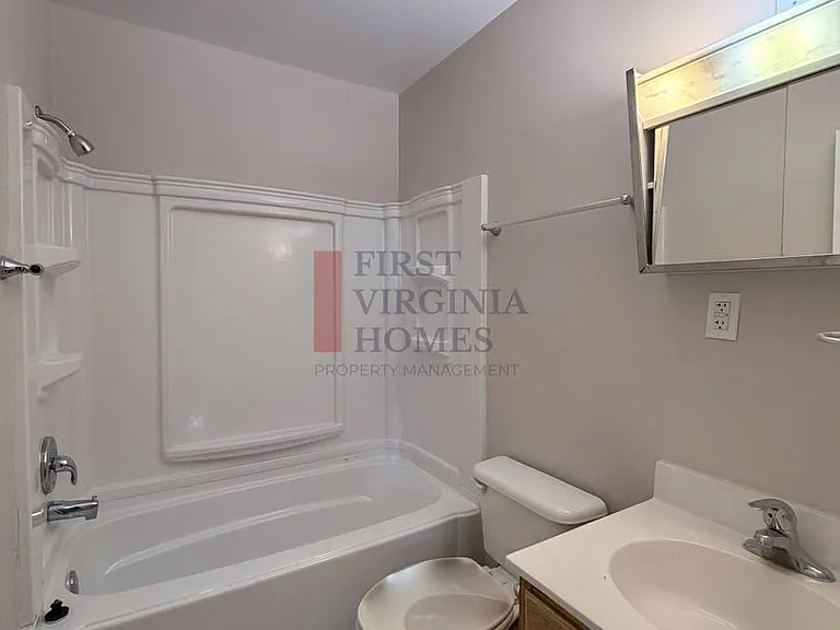 44 Fawn Lake Ln — Photo 8