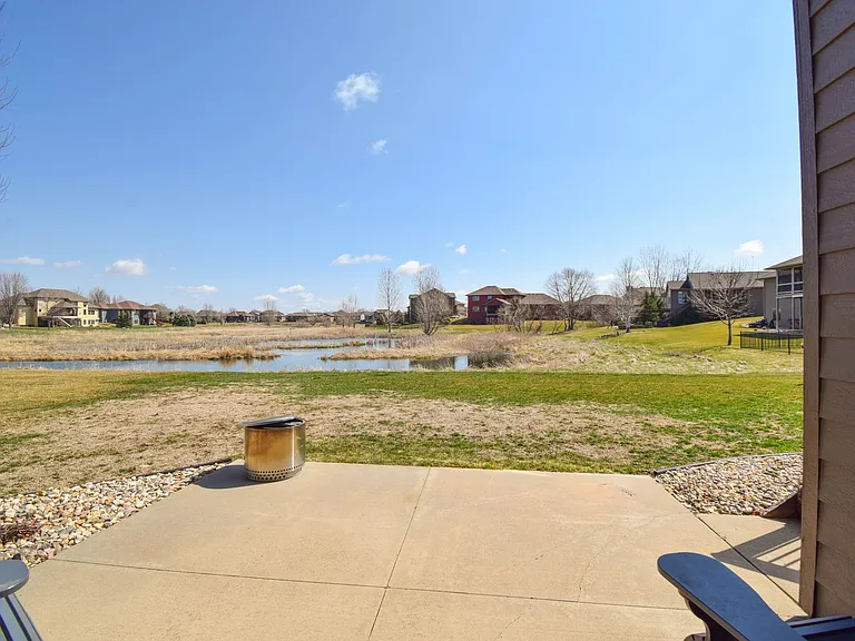 2204 S Silverthorne Ave — Photo 63