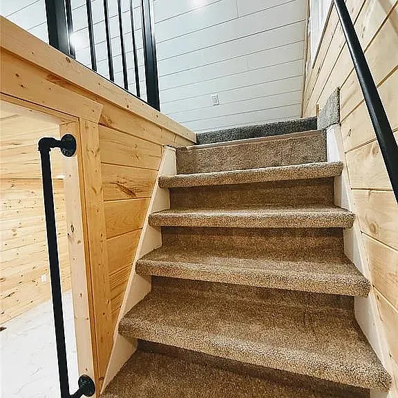 120 W Caldwell St — Photo 8