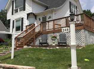 248 3rd Ave, Fontana, WI 53125