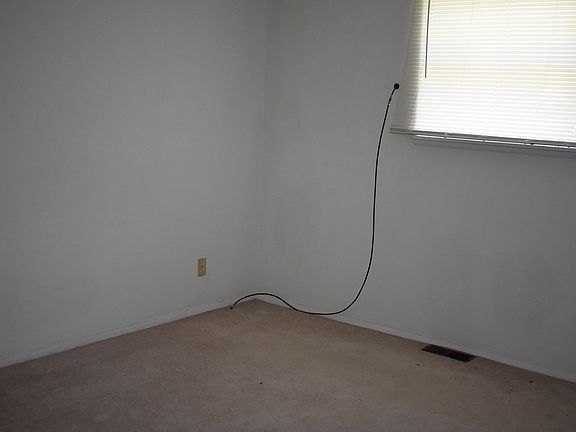 4th image of 3830 N Donna Ln APT B