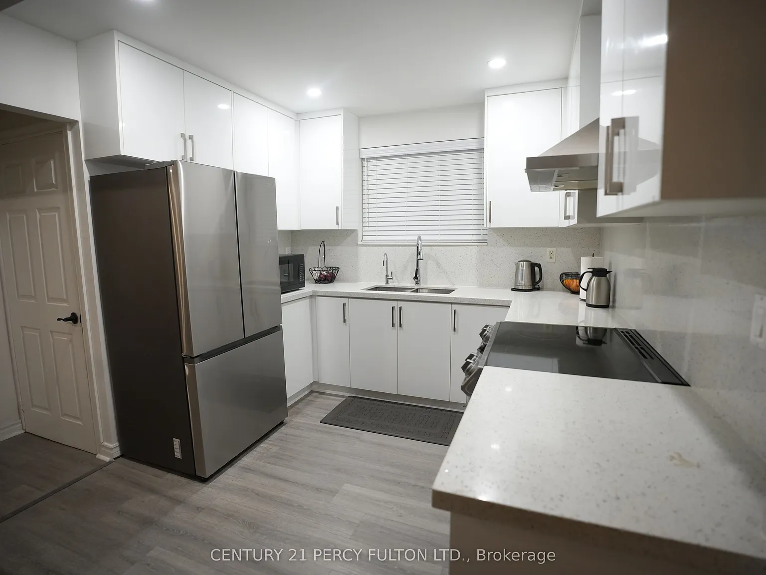3 bed, $2,900 — Photo 4