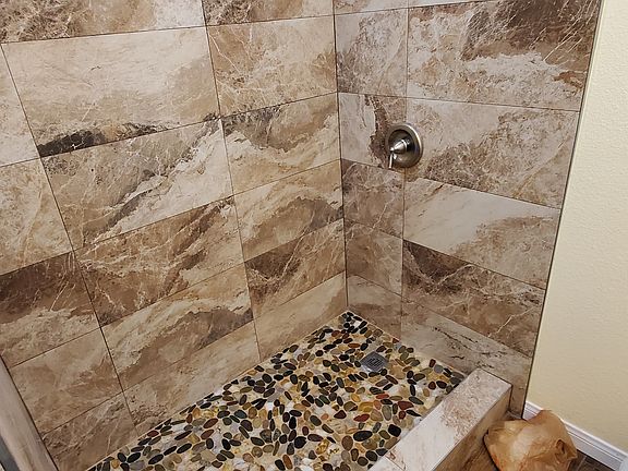 5th image of 2314 Washington St #2310