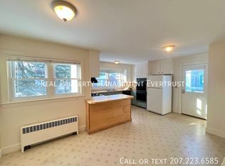 32 Belfield St, Portland, ME 04103
