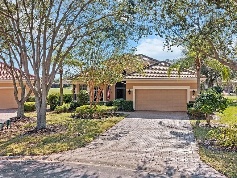 6737 Bent Grass Dr — Photo 2