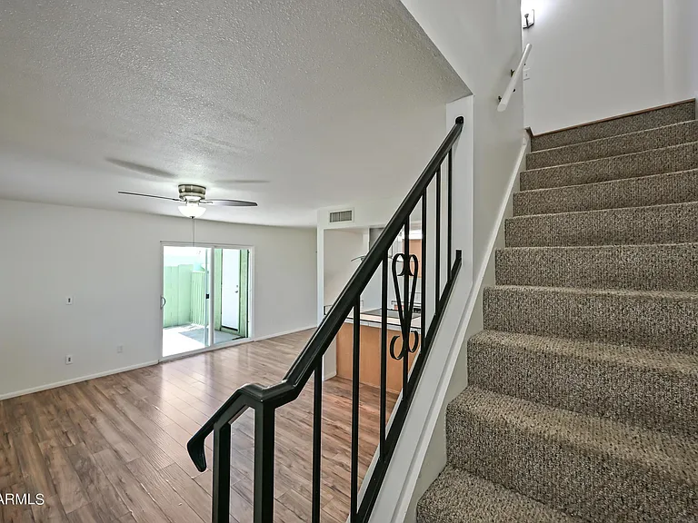729 E Cochise Dr #B — Photo 15