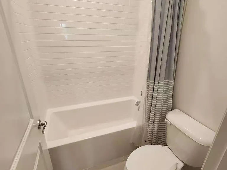 15953 Mentz Ct — Photo 21