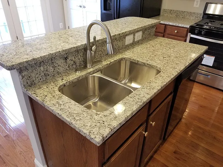 643 Pullman Pl — Photo 7