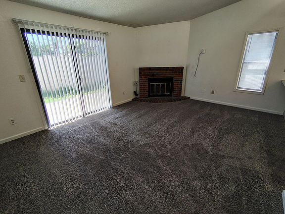 2nd image of 932 Inez Dr