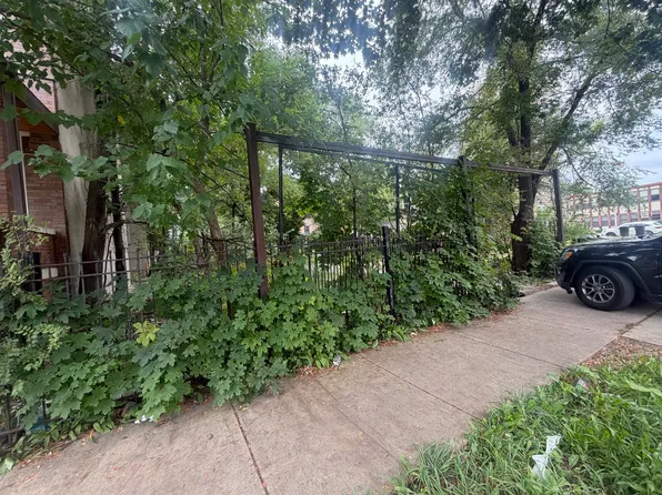 815 S Karlov Ave, Chicago, IL 60624