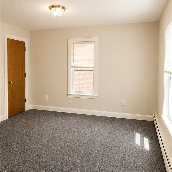 8 Exchange Ct #2 — Photo 4