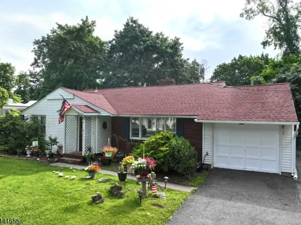 11 N Clark St, Ogdensburg Boro, NJ 07439