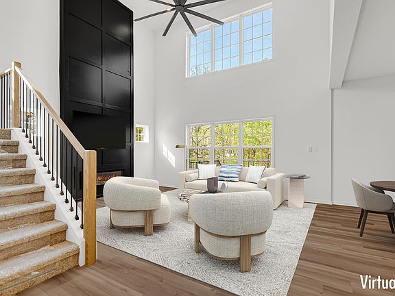 3rd image of 43 Levanno Dr