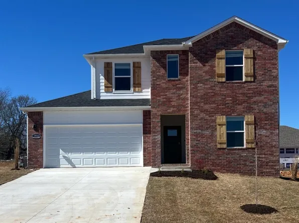 1984 Larkspur St, Springdale, AR 72762