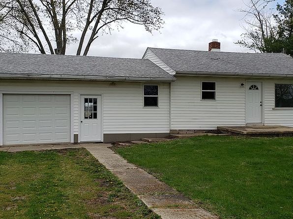 18213 W Farmington Rd