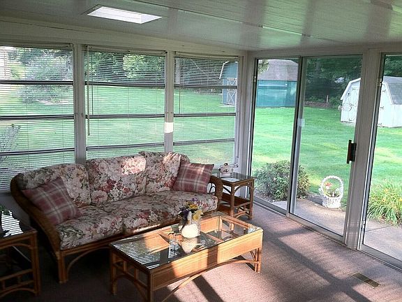 SUNROOM looking left