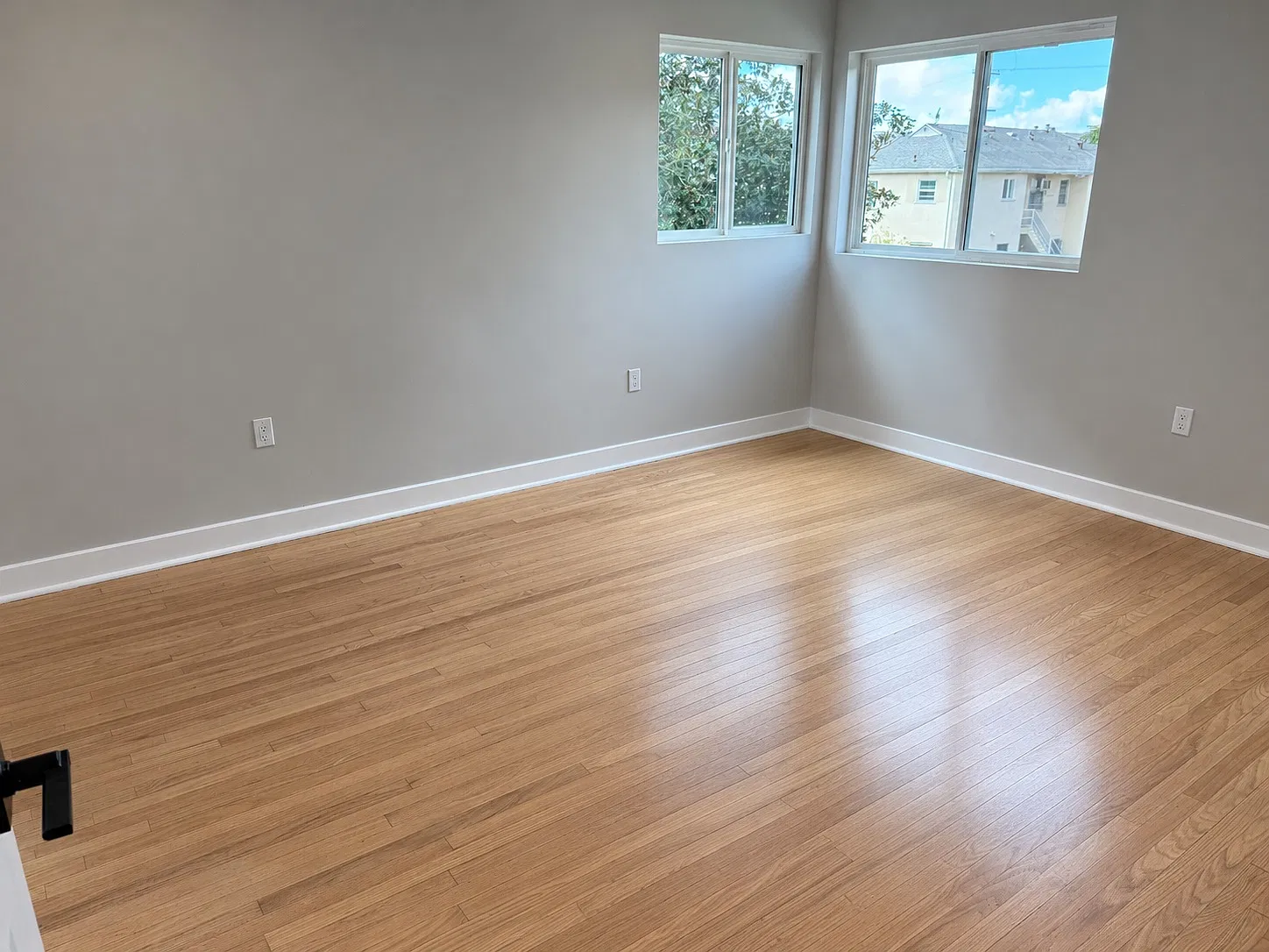 2 bed, 1100 sqft, $3,300 — Photo 4