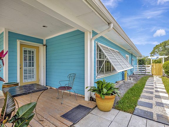 5th image of 2940 SE Treasure Island Road