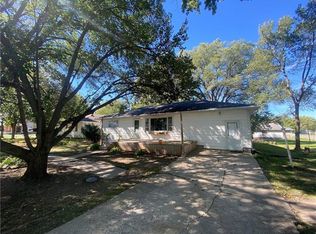 503 N Ritchie St, Hamilton, MO 64644