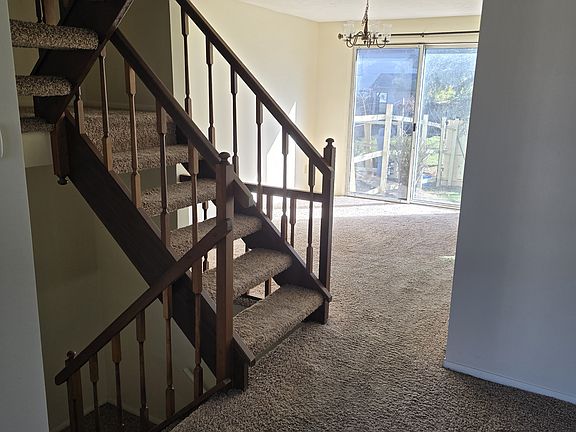 4th image of 2967 Grandwoods Cir