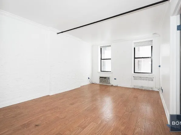 231 East 31st Street image 1 of 12