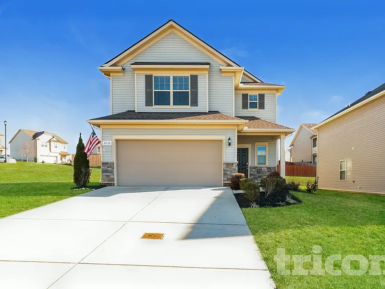 1035 Lonergan Cir — Photo 1